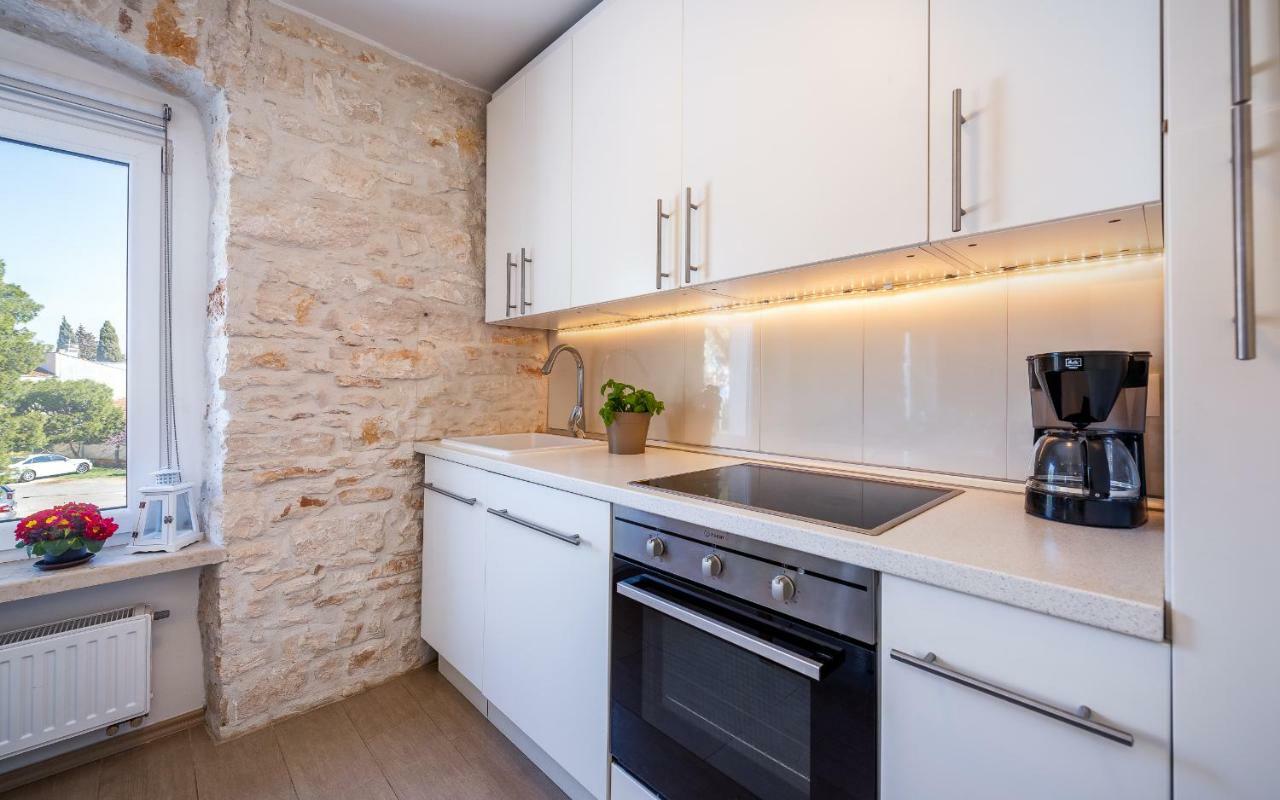 Apartment Lungomare プーラ エクステリア 写真